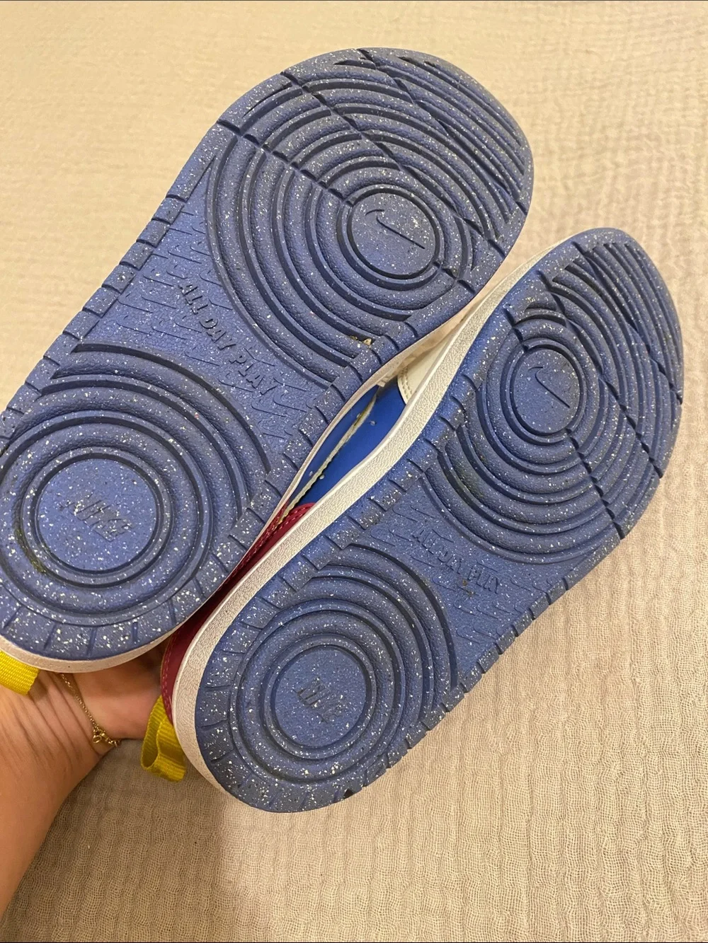 Nike Kids Low-Top Sneakers in White, Blue, Pink & Yellow. Size 13.5